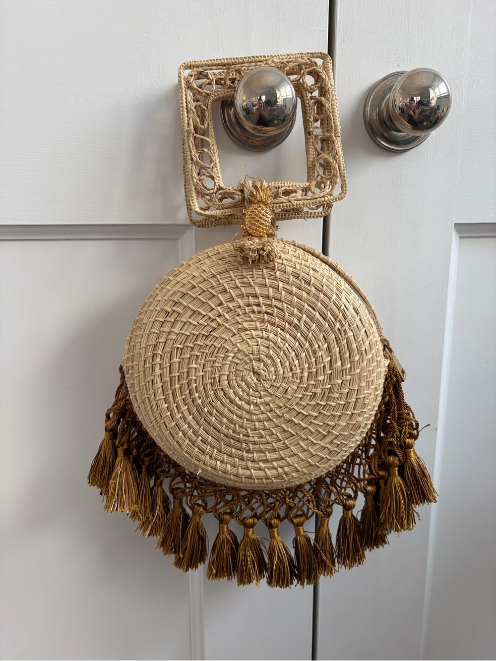 Round Straw Basket Bag with Tassels